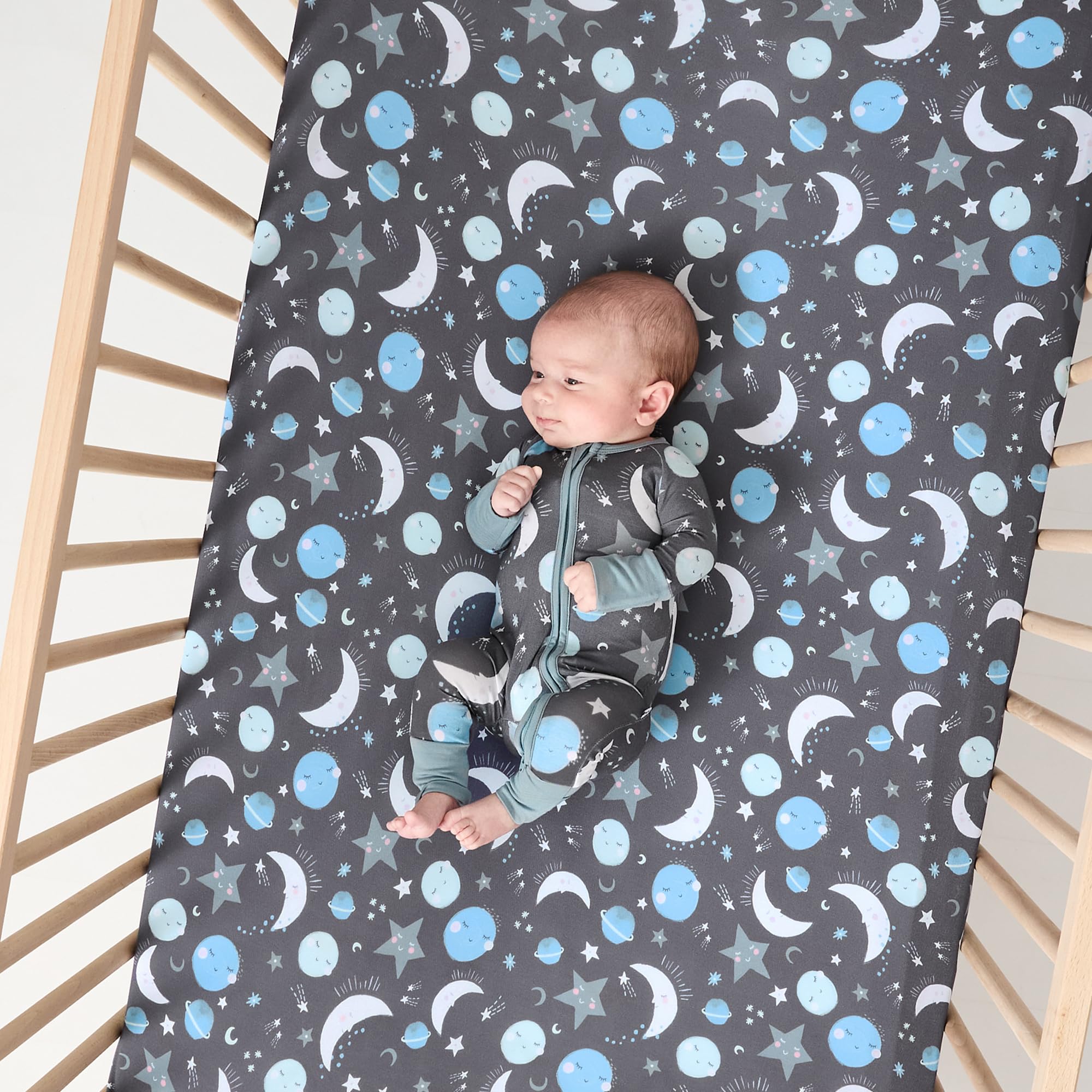 Little Sleepies soft surface crib sheet is gentle on delicate newborn skin.