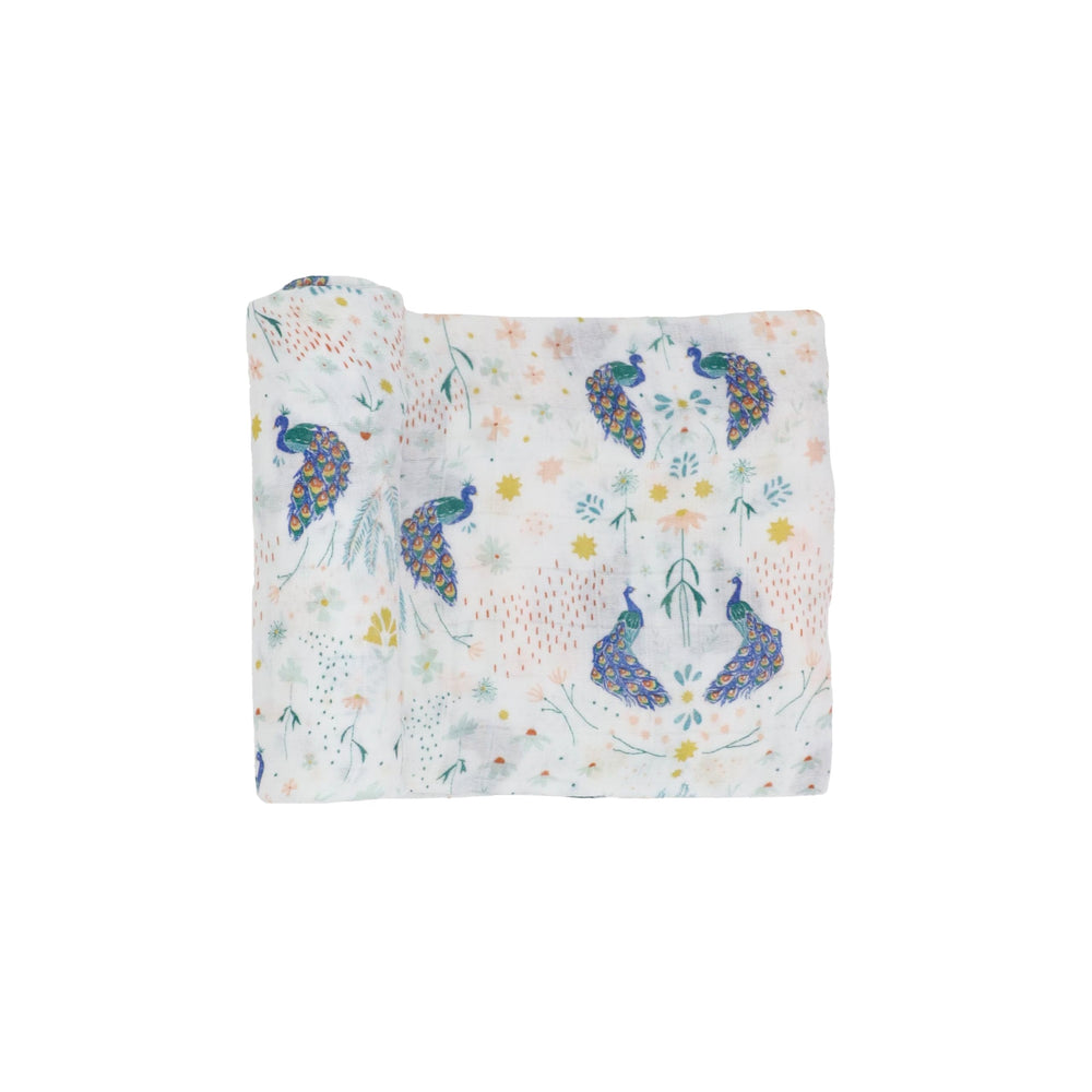 Little Unicorn Deluxe Swaddle in bamboo soft fabric offers gentle comfort for newborns