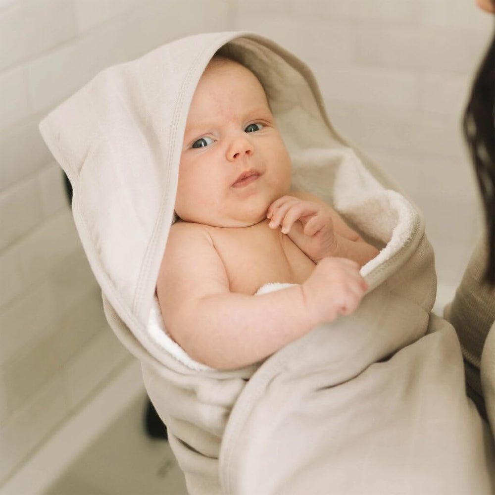 Little Unicorn hooded towel 30x30 inches size ensures ample drying space for infants.
