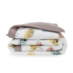 Little Unicorn Lofty Comforter crib toddler fit ensures a cozy, tidy bed setup.