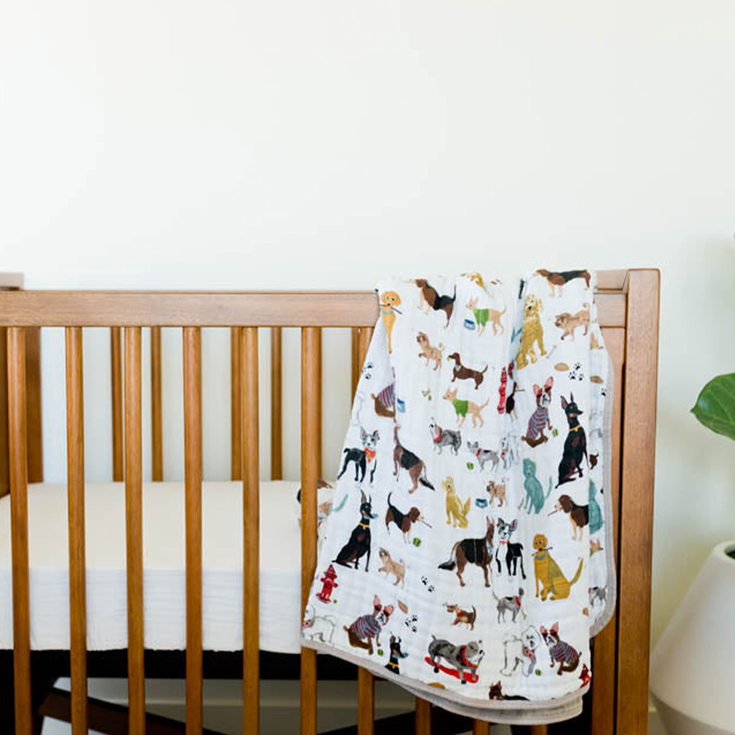 Little Unicorn quilt blanket easy care in machine wash and tumble dry.