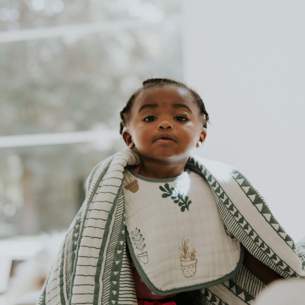 Little Unicorn Premium Classic Bib 3-pack travel-friendly option for busy days.