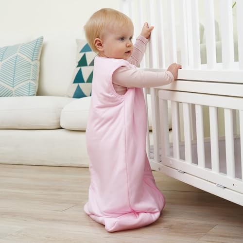One-way zipper enables quick, quiet night diaper changes