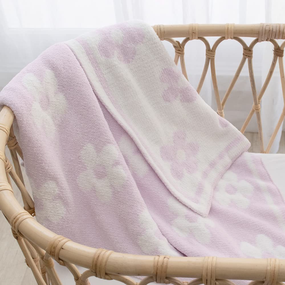 Living Textiles chenille baby blanket close-up highlighting plush texture and cozy feel