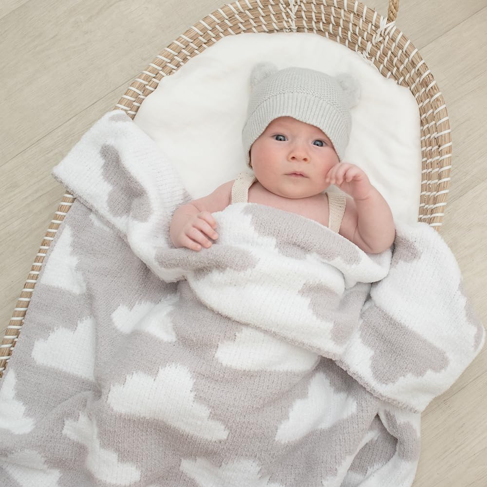 Living Textiles crib and stroller scenes demonstrate easy grab-and-go warmth