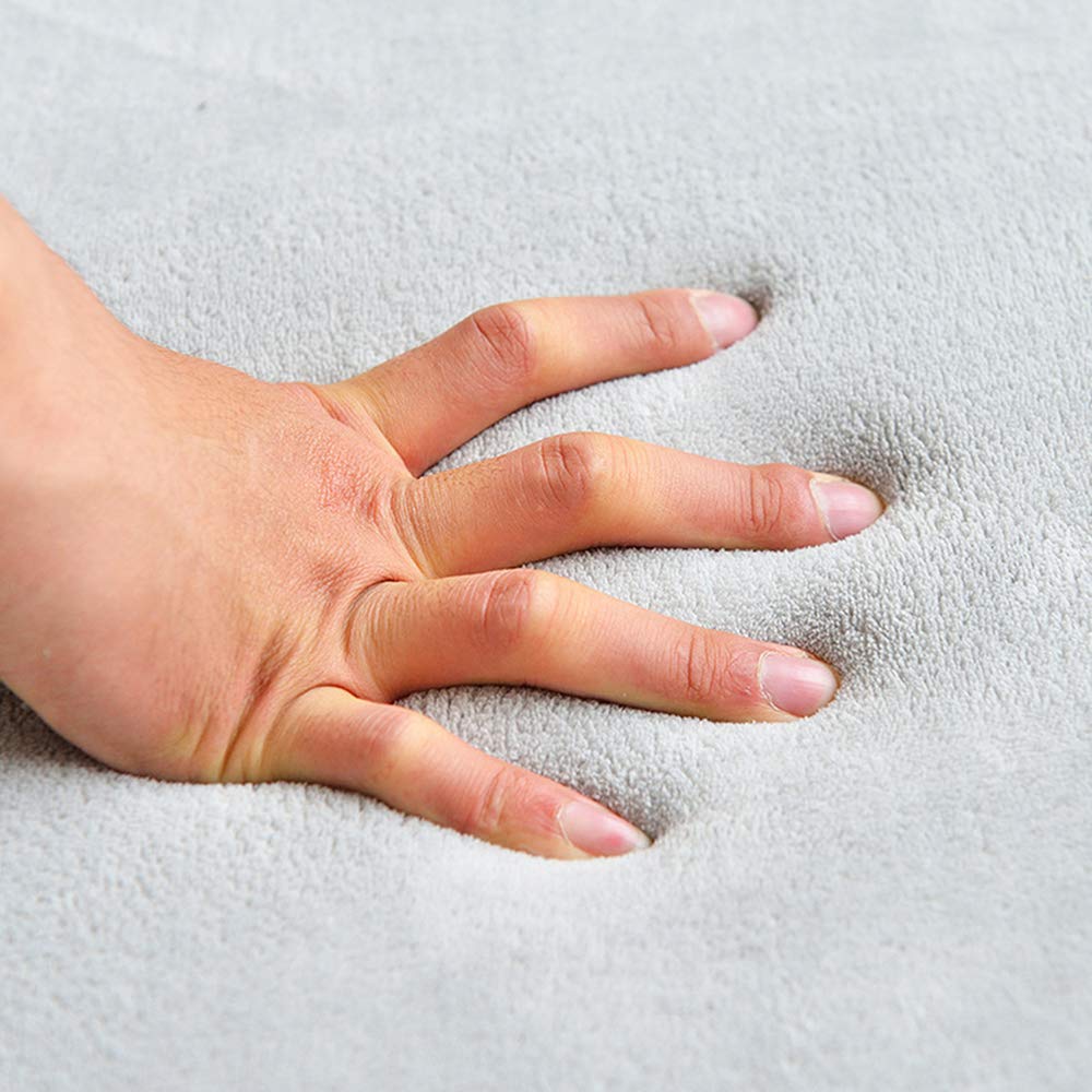 Loartee crawling rug offers ample gray space for shared toddler play.