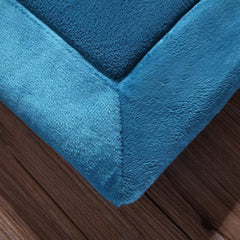 Loartee coral velvet rug blue profile showing ample 6'8 x 6'8 play space