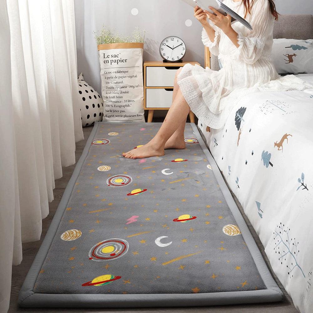 Loartee washable baby rug simplifies cleanup after playtime.