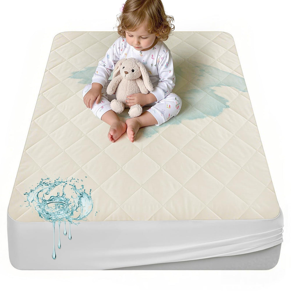 LOFE organic crib mattress protector with top and side waterproof layer.