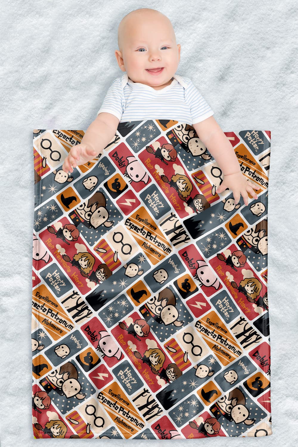 LOGOVISION Harry Potter lightweight baby blanket with a cute chibi pattern for infants.