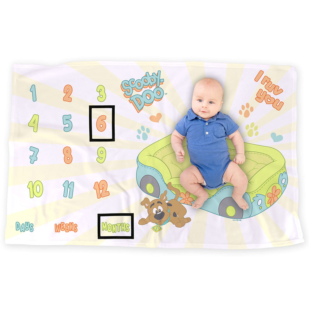 LOGOVISION Scooby-Doo milestone blanket offers a roomy backdrop for adorable baby milestone photos.