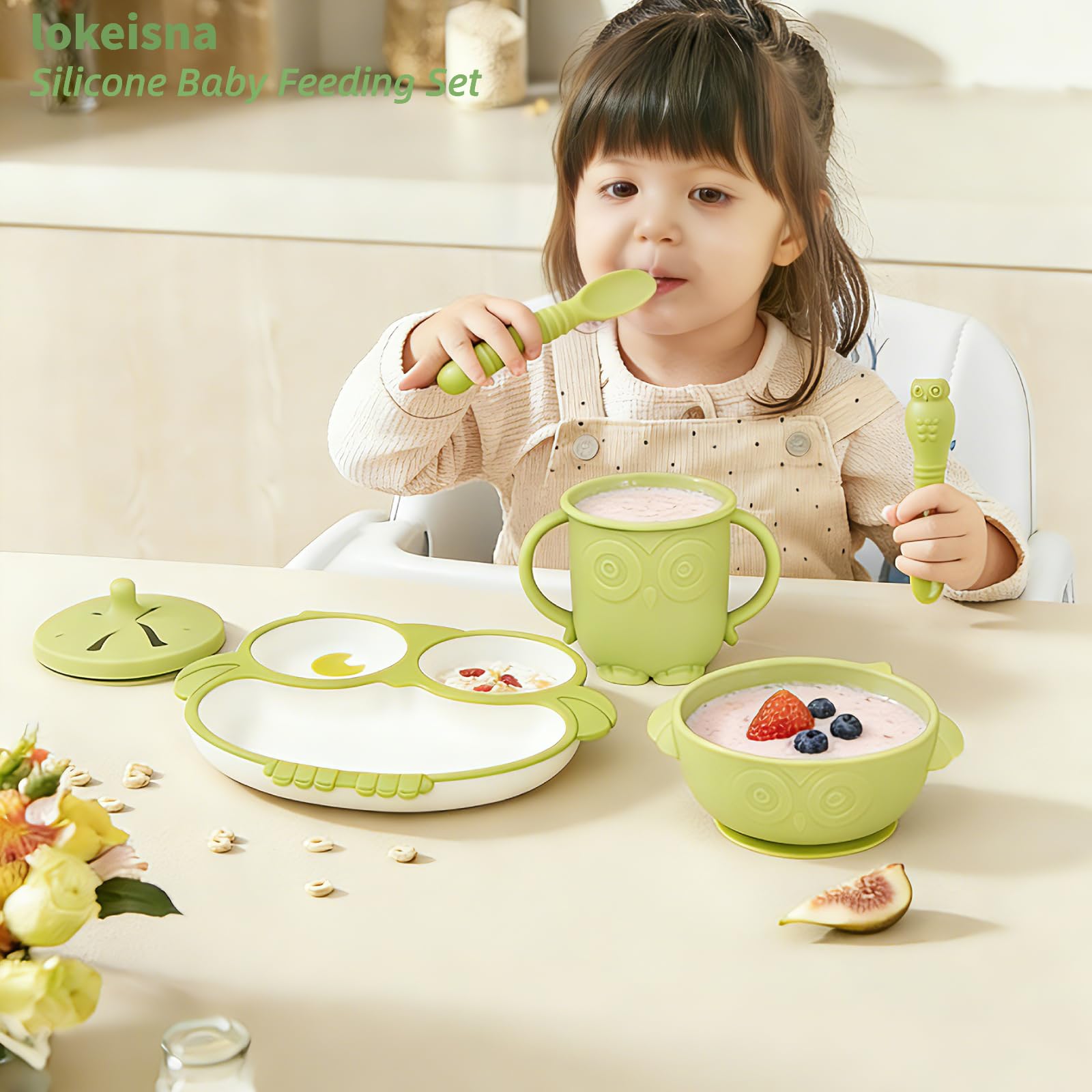 Lokeisna adjustable bibs with four sizes for growing children.