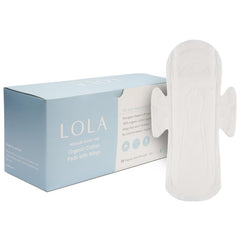 LOLA pack of non-toxic cotton pads for daily comfort and protection