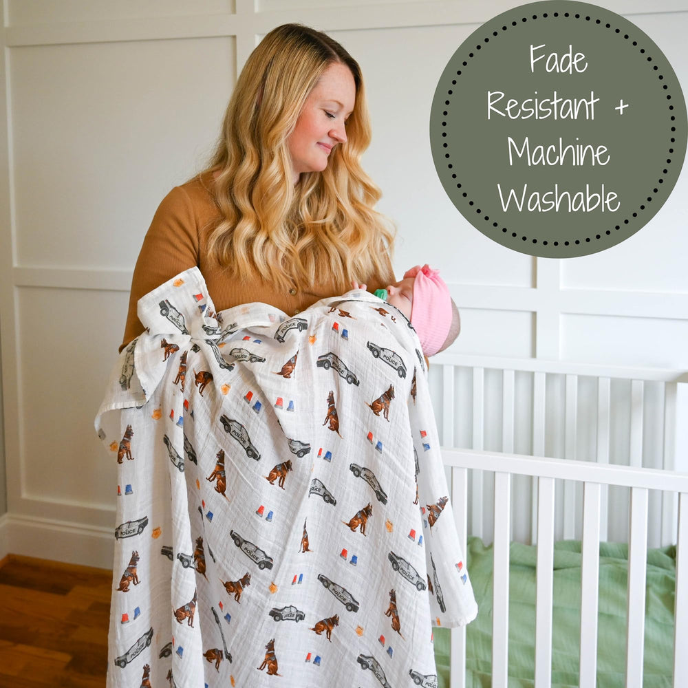 LollyBanks durable muslin swaddle set designed for long-lasting use