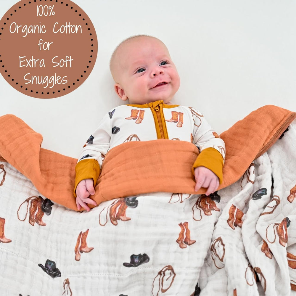 LollyBanks organic cotton muslin quilt for breathable daily cuddles.