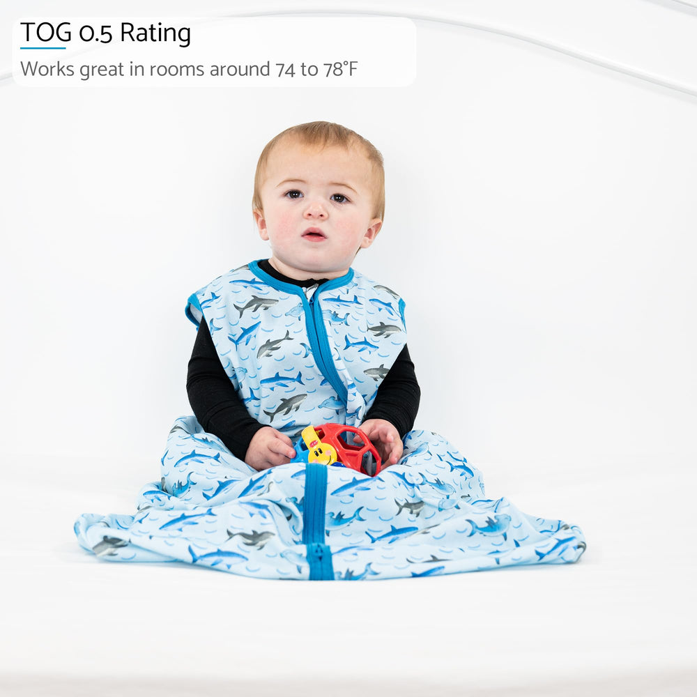 LollyBanks Sleep Sack 2way zipper enables easy night diaper changes.