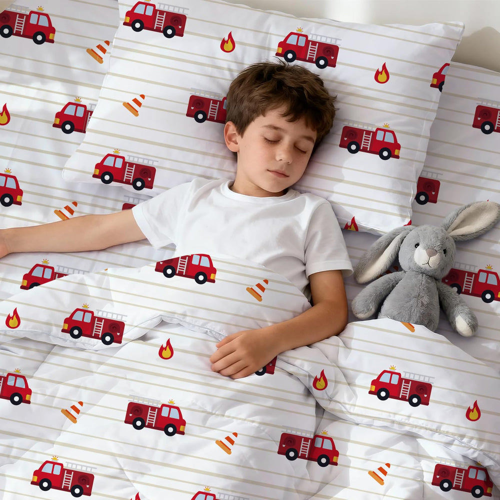 LONAVA fire truck fitted sheet with elastic edges for a secure night’s sleep