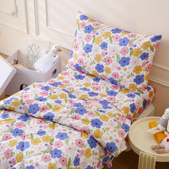 LONAVA toddler comforter set with flower pattern shows ultra-soft microfiber for gentle skin.
