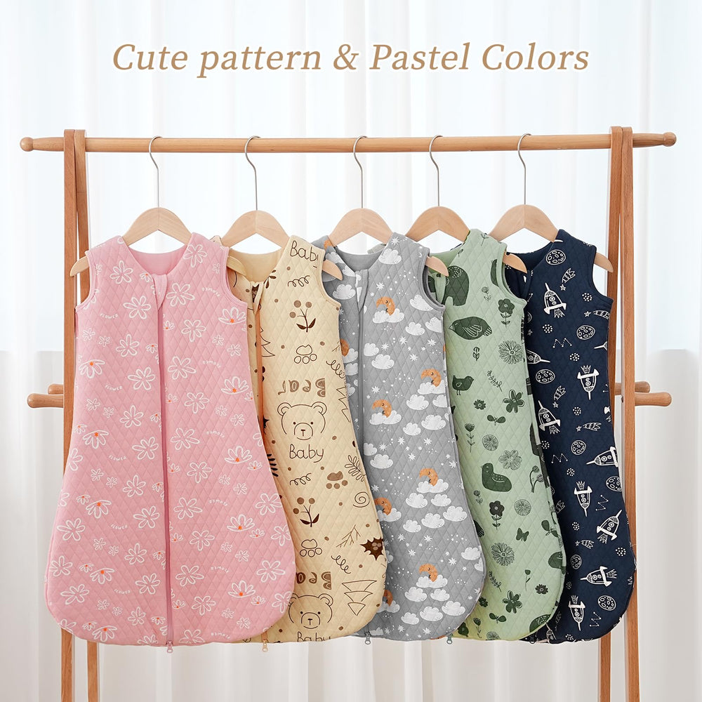 Looxii Baby Sleep Sack size range fits 0 to 6 months as a cozy wearable blanket