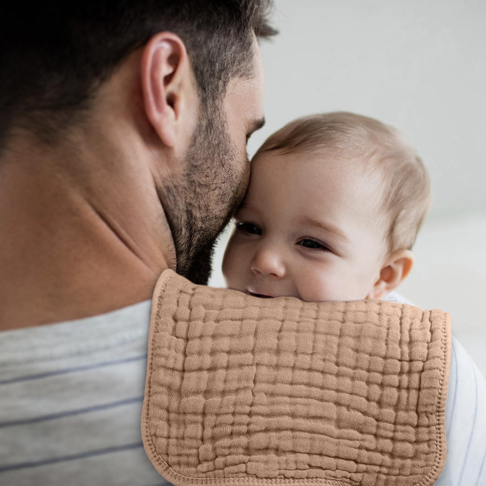 Looxii muslin cloths showcasing easy care and machine washability.