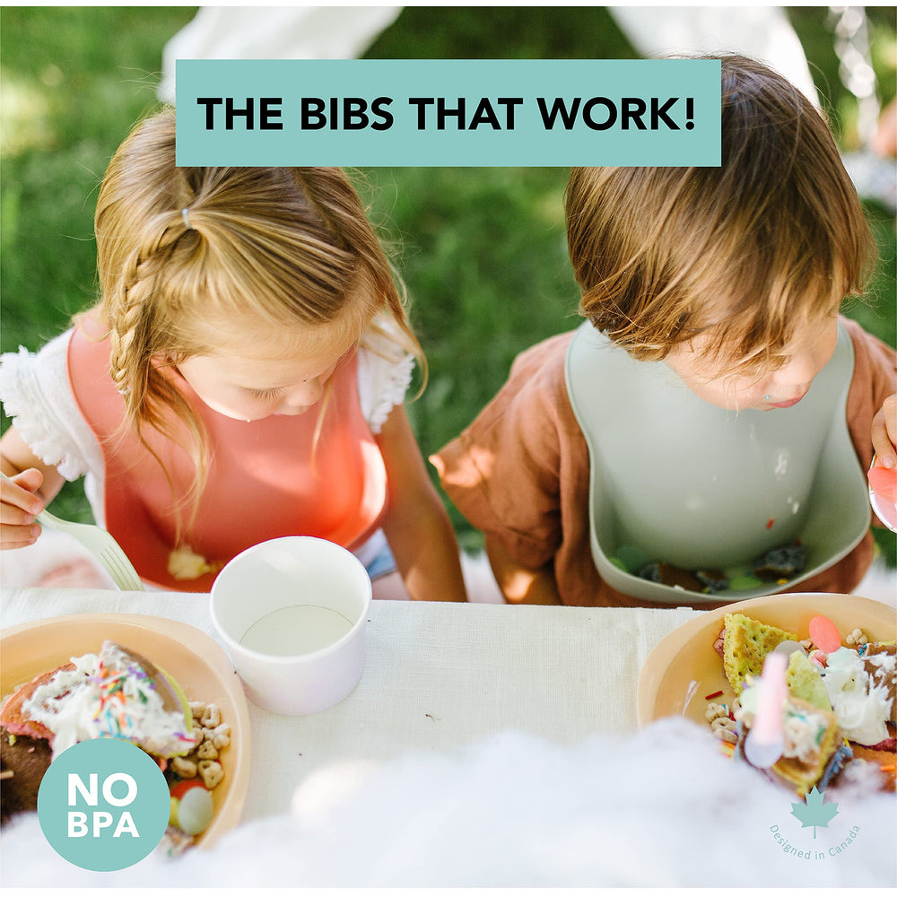 Loulou Lollipop roll-up travel-friendly bib for on-the-go feeding.