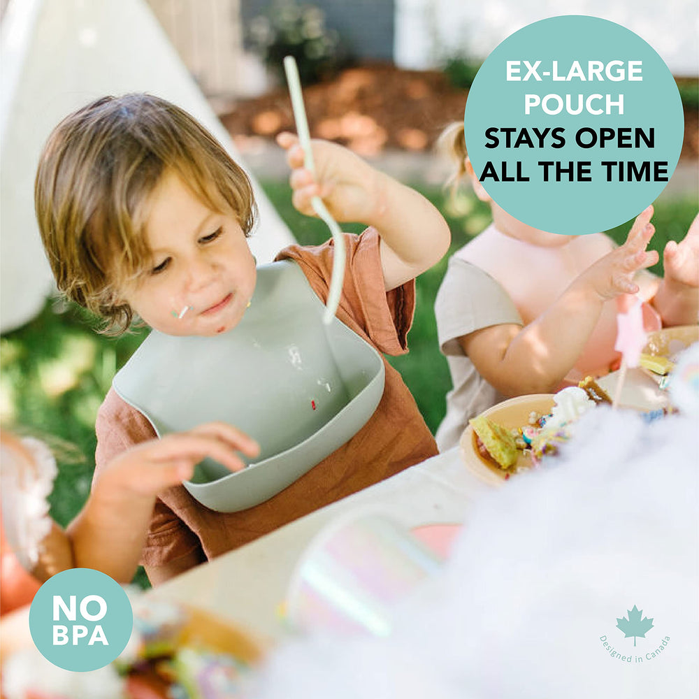 Loulou Lollipop bib is top-rack dishwasher safe for easy cleaning