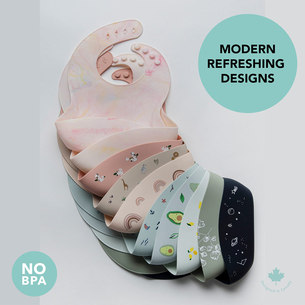 Loulou Lollipop white flower bib for everyday use