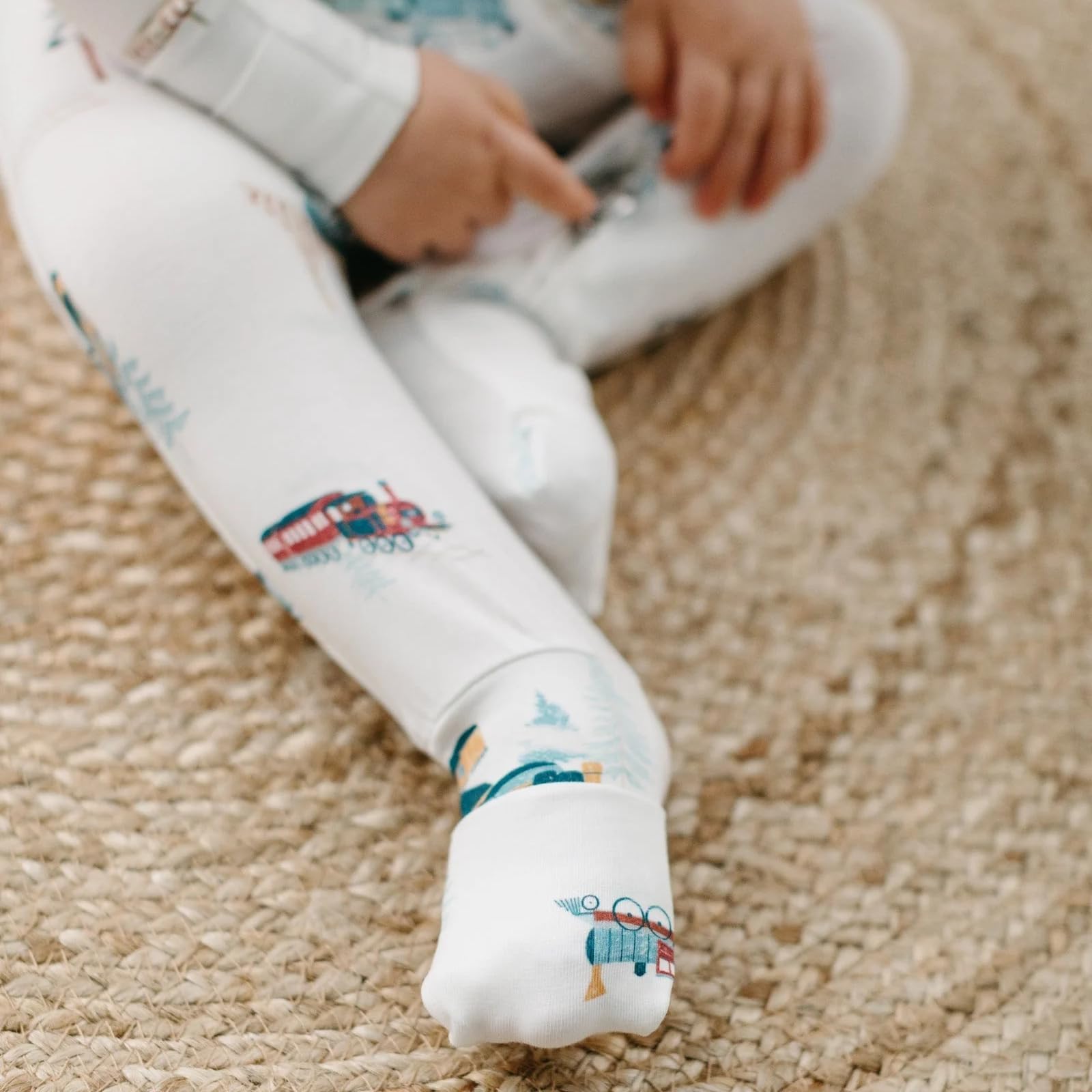 Loulou Lollipop Tencel Lyocell Sleeper fabric close-up showcases breathable, soft texture.