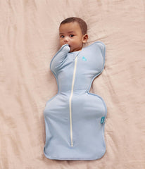 Love to Dream Swaddle Up hip-healthy design supports leg movement.
