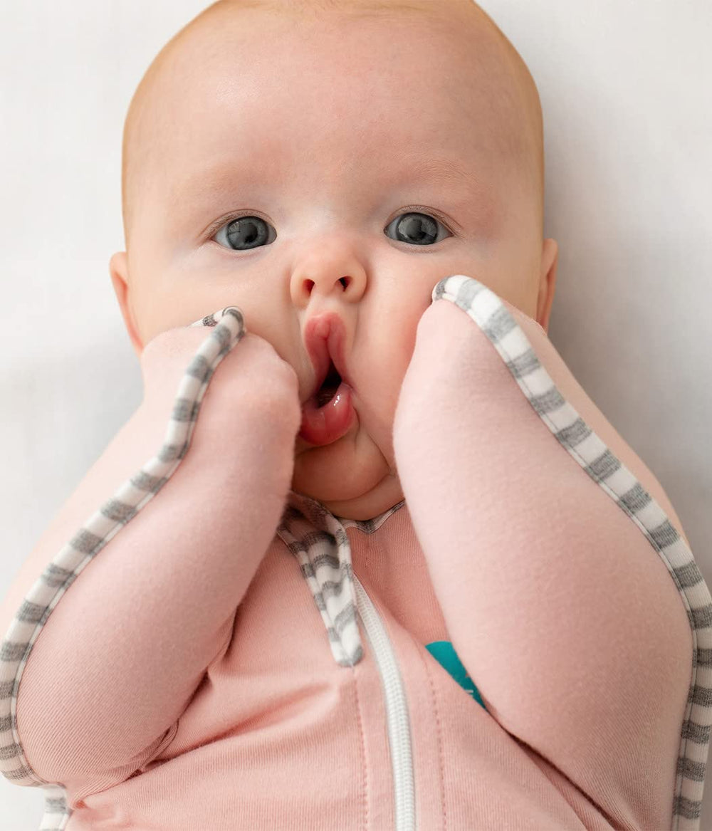 Love to Dream Swaddle UP two-way zipper enables quick, gentle diaper changes.