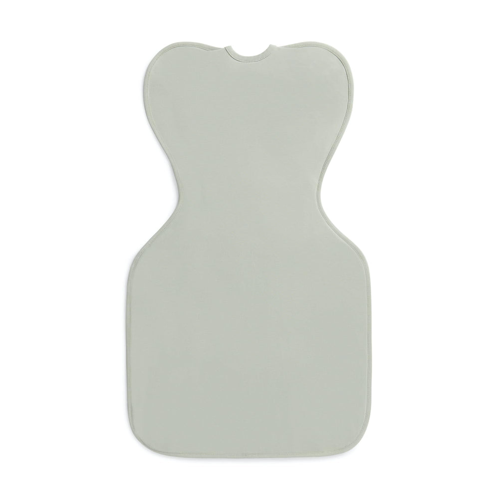 Love to Dream Swaddle Up Warm zip closure demonstrates easy safe changes.