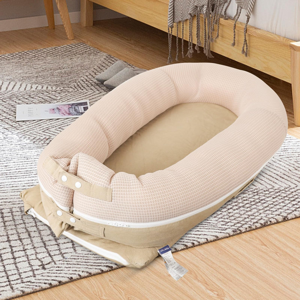 LOVE MAGE deluxe lounger supports awake-time supervision with a cozy setup.