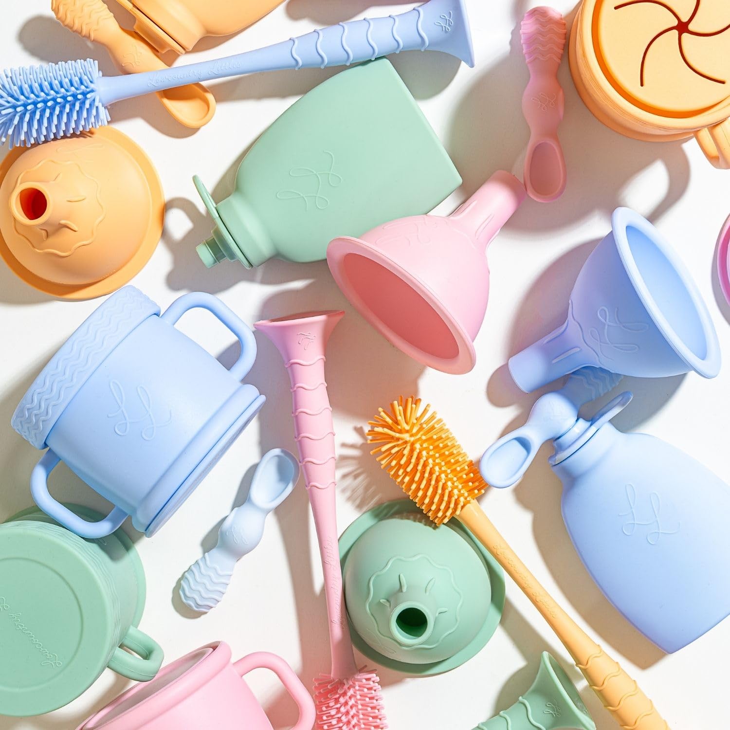 Lowcountry Littles non-toxic silicone promotes safe family use.