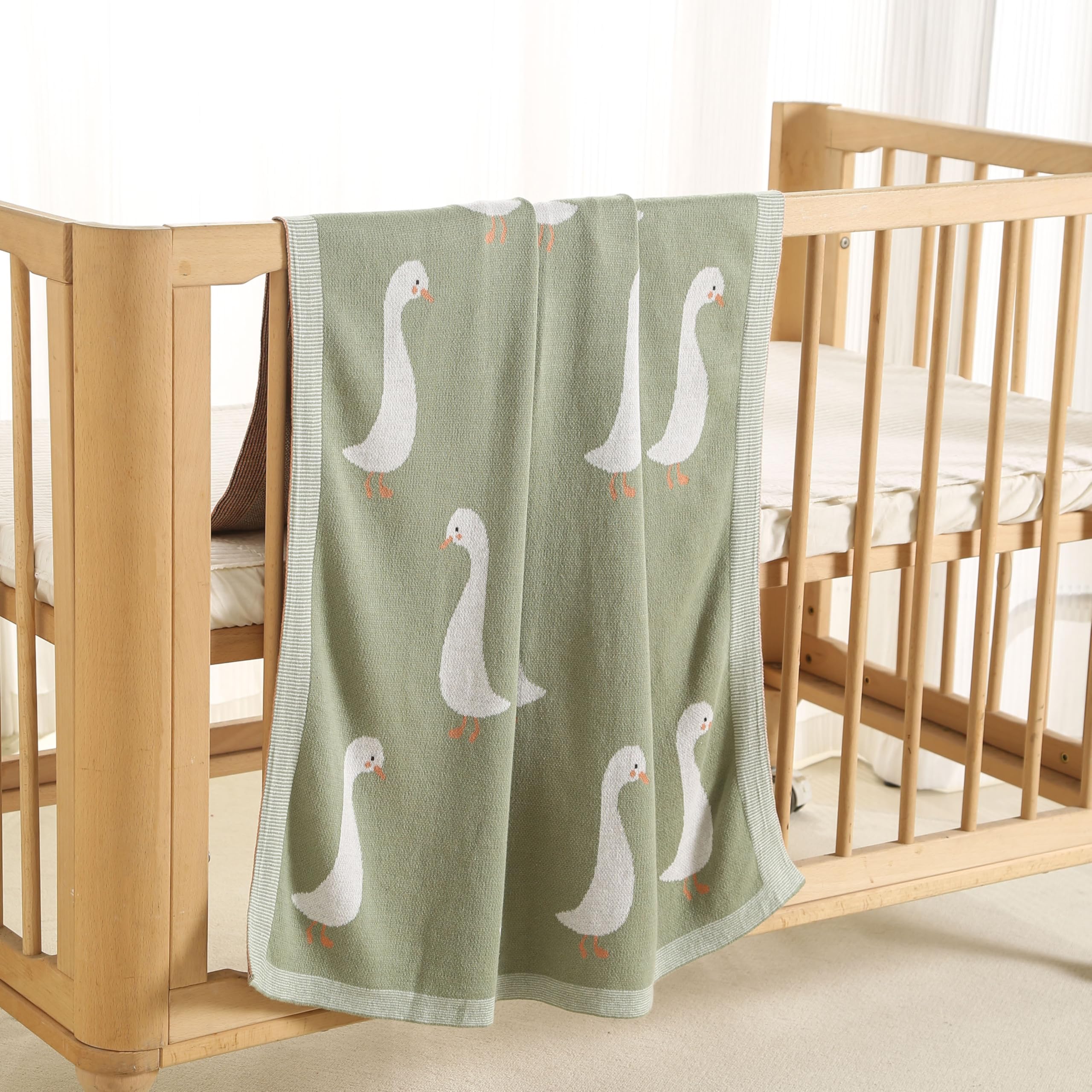 Loyfoky 40x30-inch swaddle blanket ideal for swaddling and on-the-go.