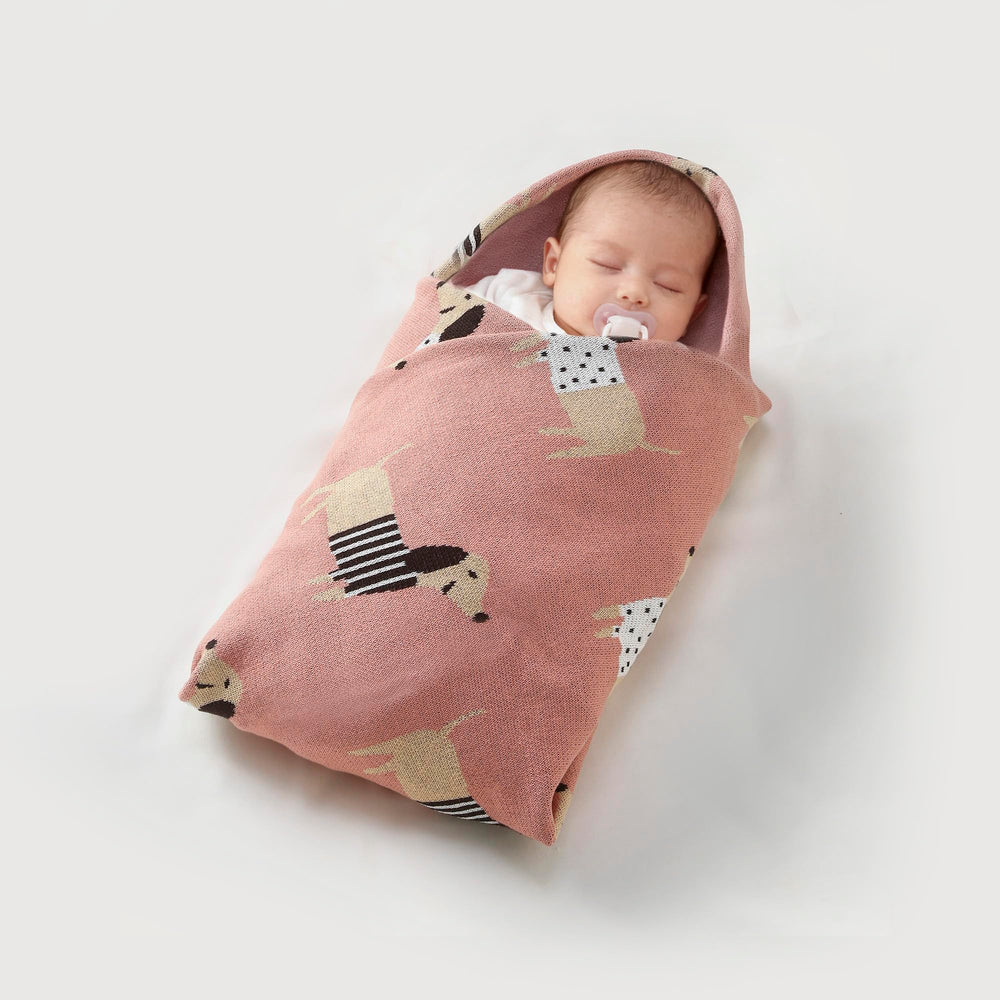 Loyfoky machine washable baby blanket for easy cleanup.