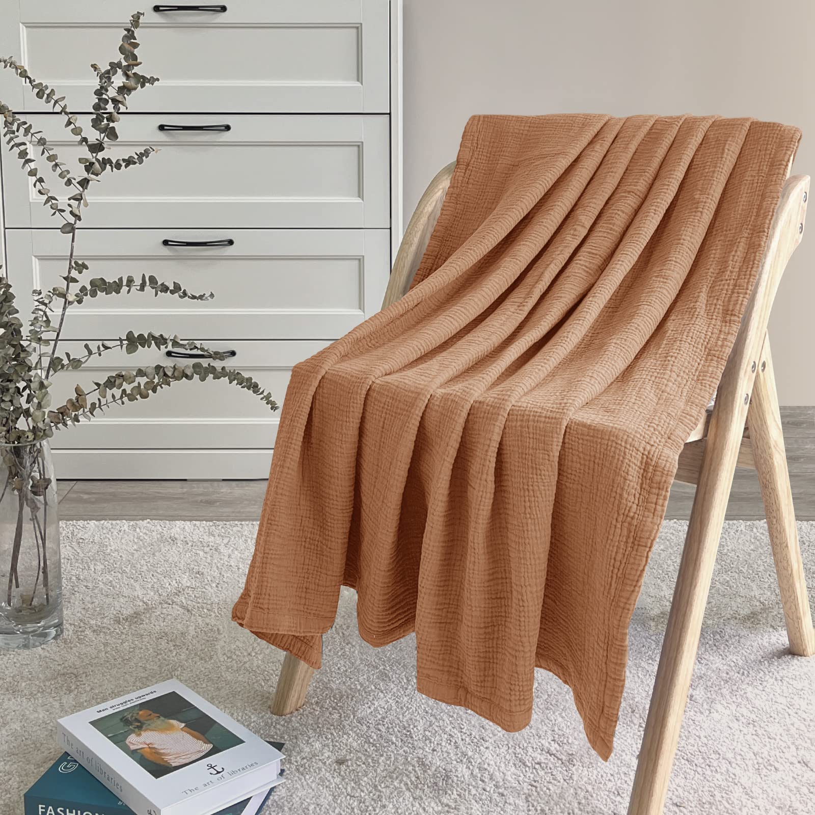 Lulu Moon machine-wash-friendly blanket stays soft after washing.