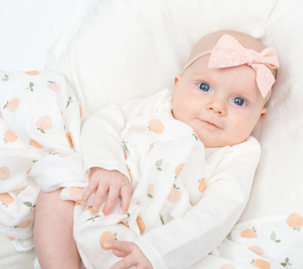 Lulujo baby-photo-session-setup ready-to-shoot prop for precious birth announcements.