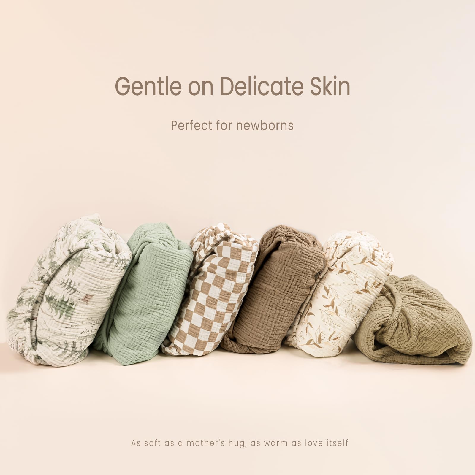 Lulumoon elastic edge ensures secure fit on standard changing pads