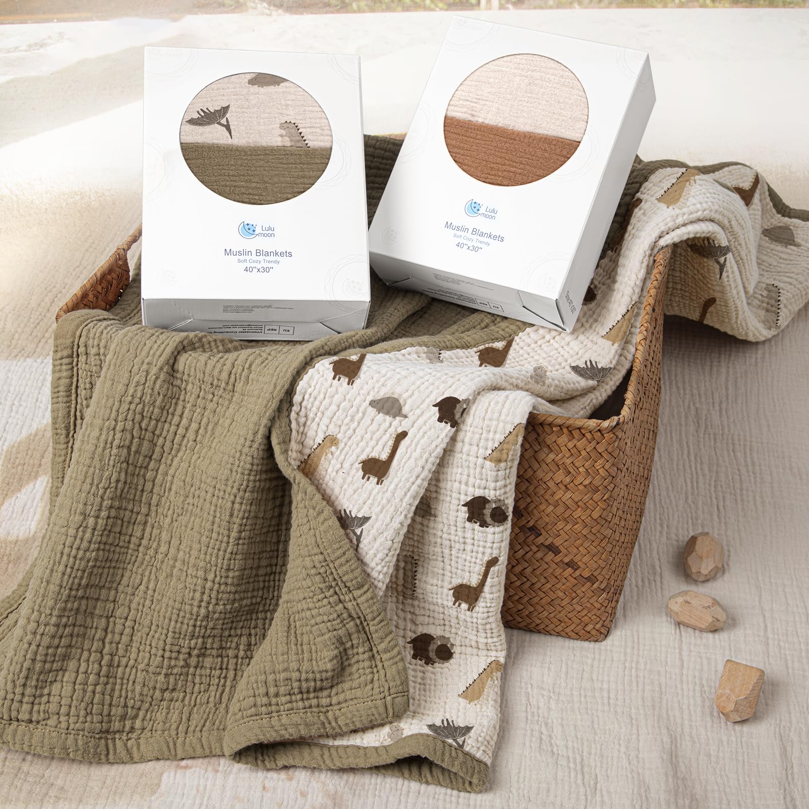 Lulumoon neutral color blanket; soft texture ideal for baby photography backdrops.