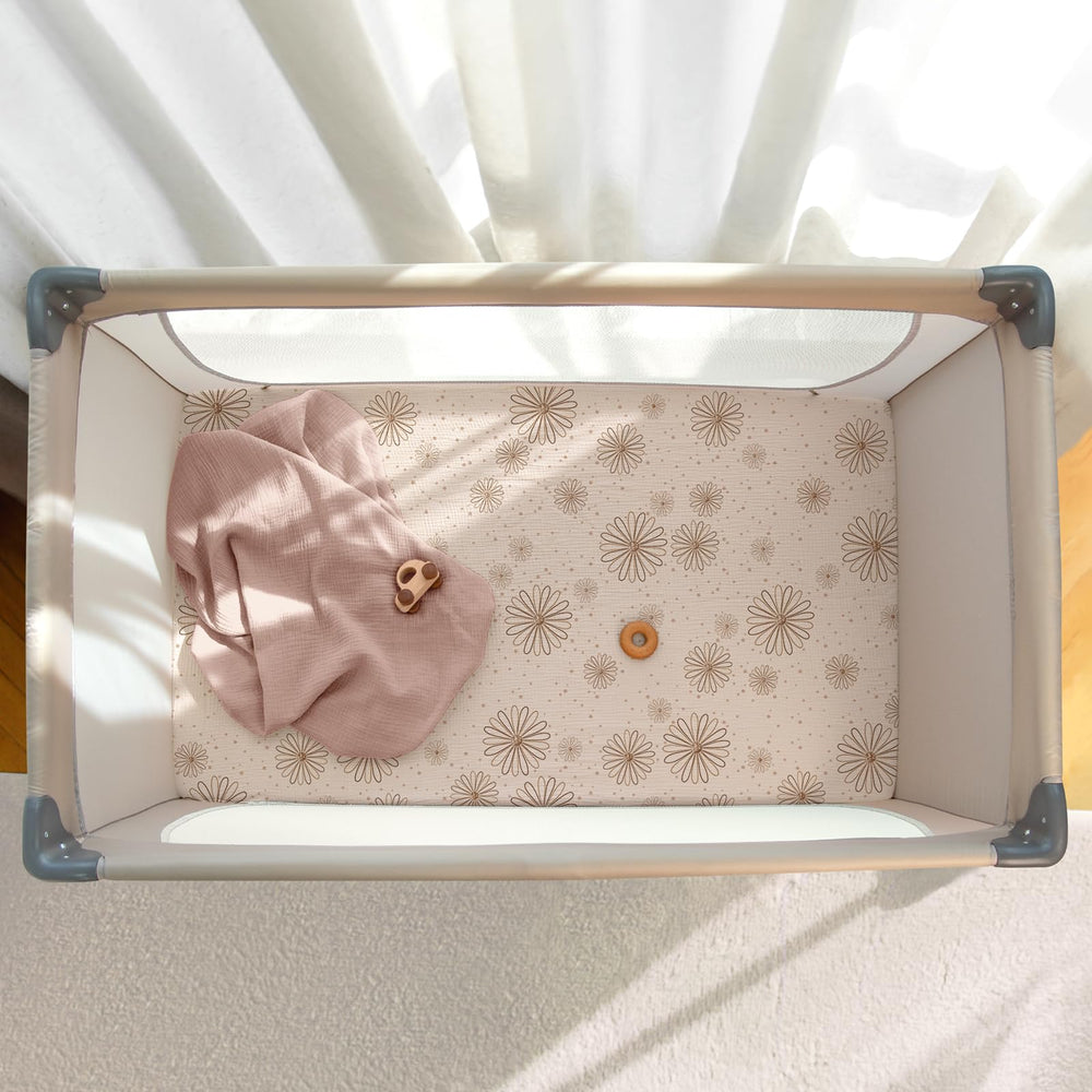 lulumoon machine-washable sheet closeup conveys easy care and durability.