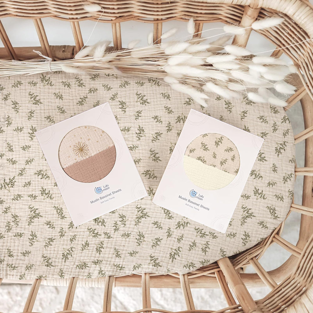 Machine washable bassinet sheet keeps softness with easy care.