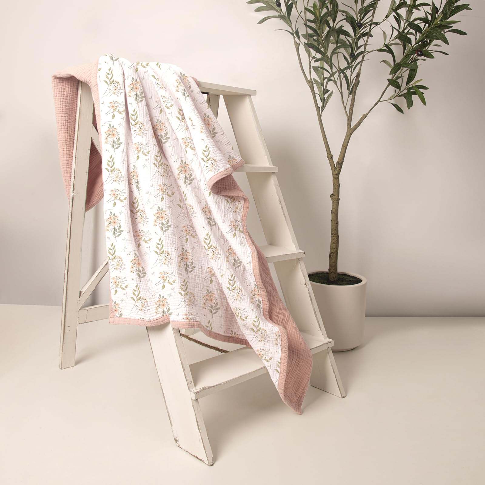 Lulumoon Muslin Blanket boxed packaging suitable for baby registry gifts.