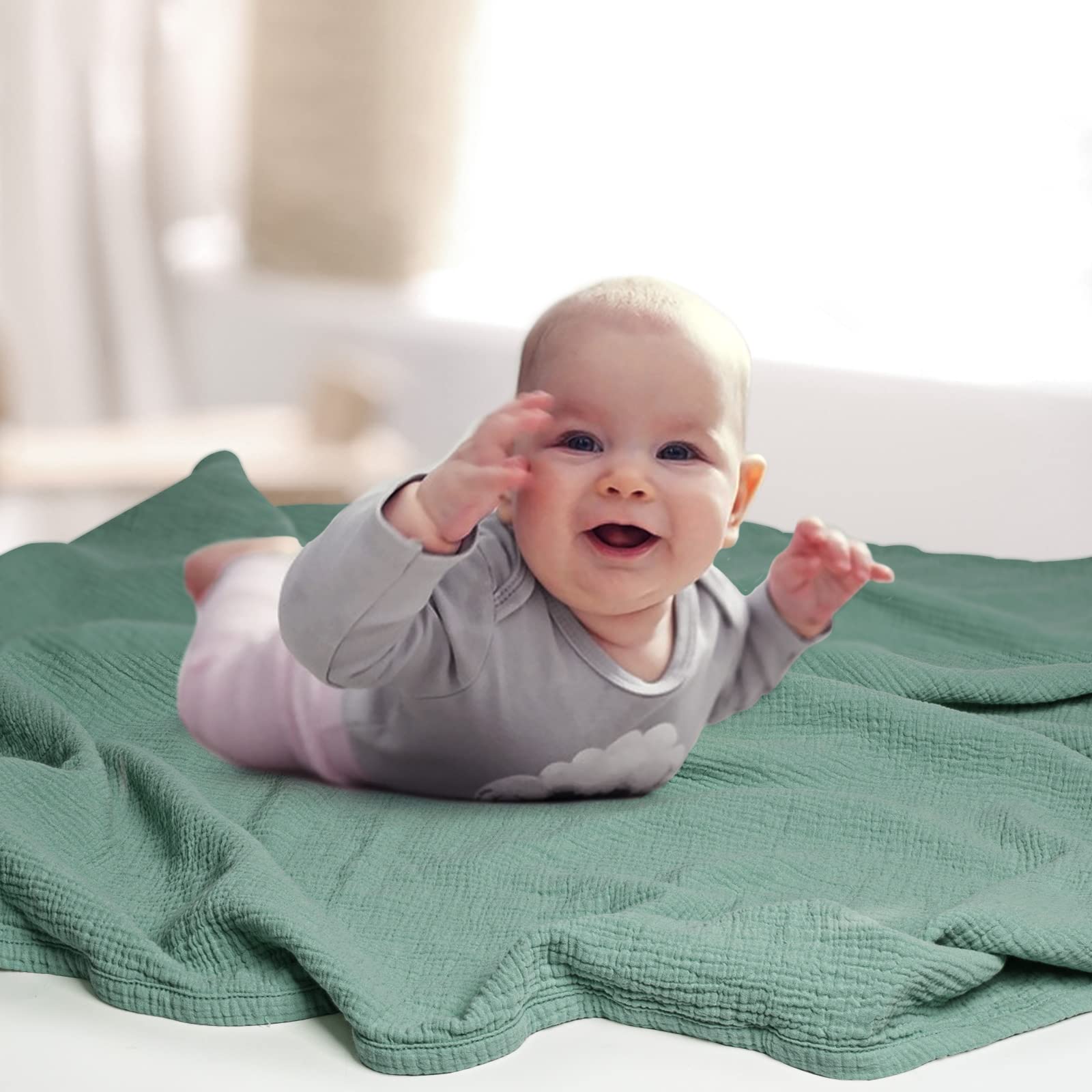 Lulumoon muslin blanket travel-friendly in stroller or car seat