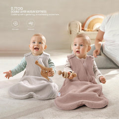 Lulumoon Sleep Sack Muslin shoulder snaps simplify quick dressing.