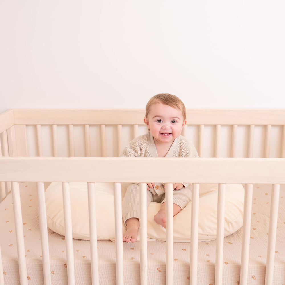 Lunapuer durable stitching detail on a baby lounger cover