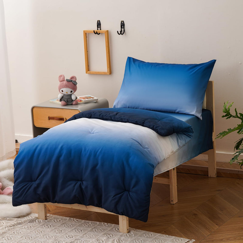 Luxlovery fitted sheet with 8-inch pocket for a snug toddler fit.