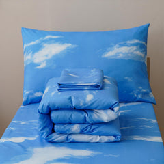 Luxlovery pillowcase protects tiny heads while keeping bedtime tidy.