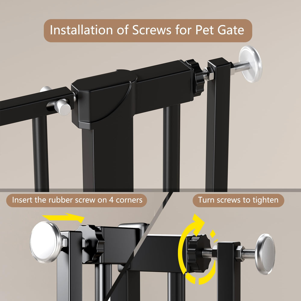LuxTrsde one-handed operation makes quick pet access easy.