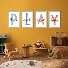 LuZhiQiang playful wall art set adds warmth to playrooms and bedrooms.