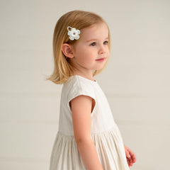 LXC YIZHIFA pastel hair clip colors add charm to daily outfits.